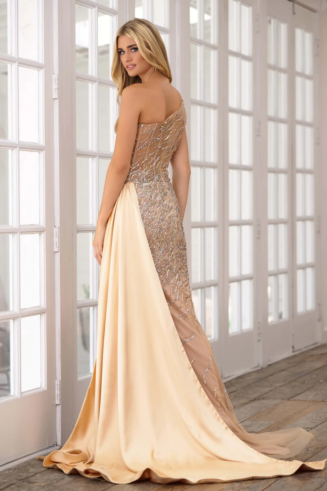 Ava Presley 28589