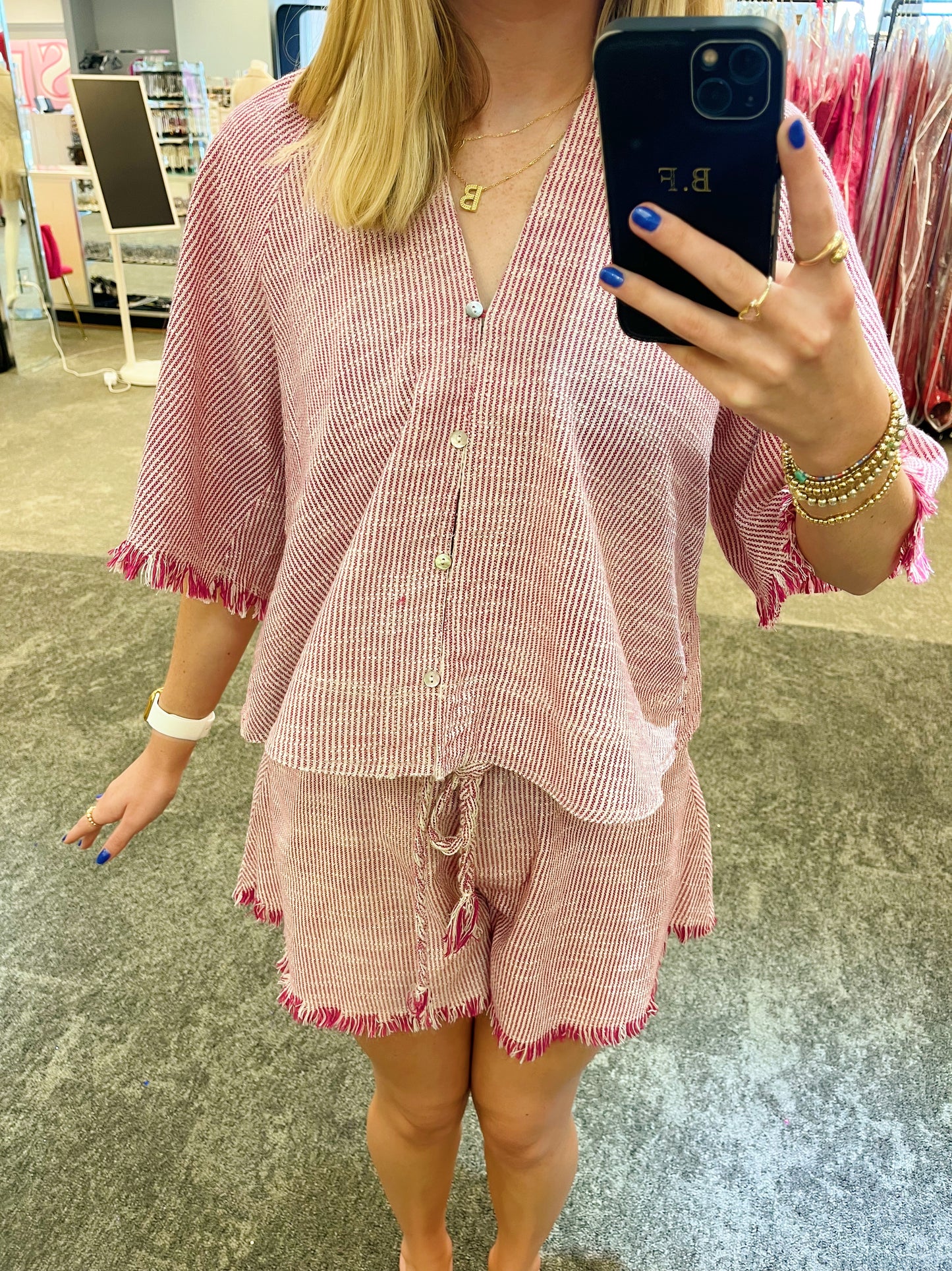 Berry Breeze Shorts – Red