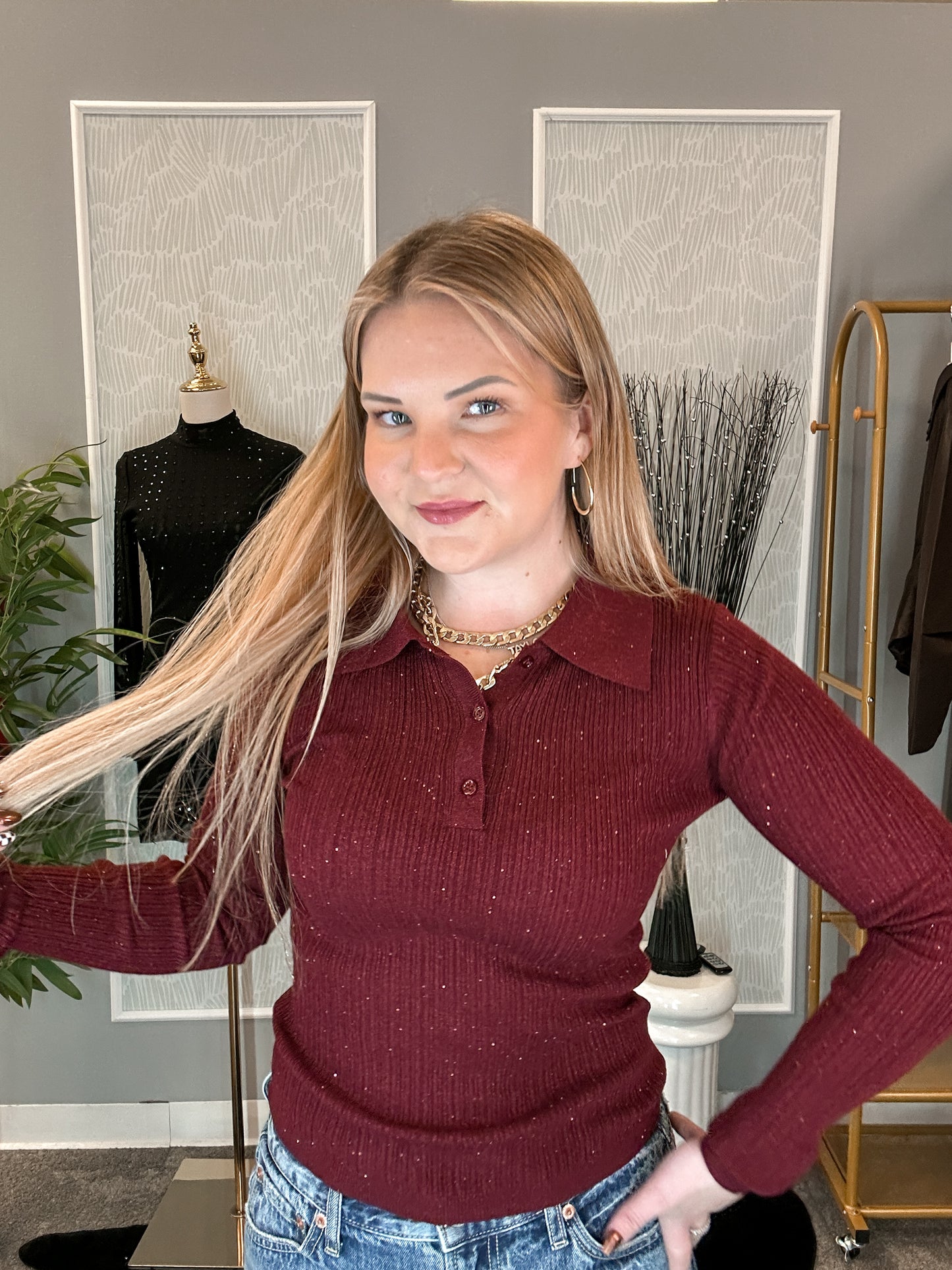 Chartreaux Sweater – Red