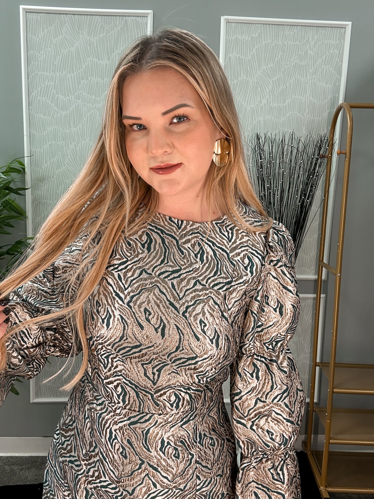 Anika Dress – Gold