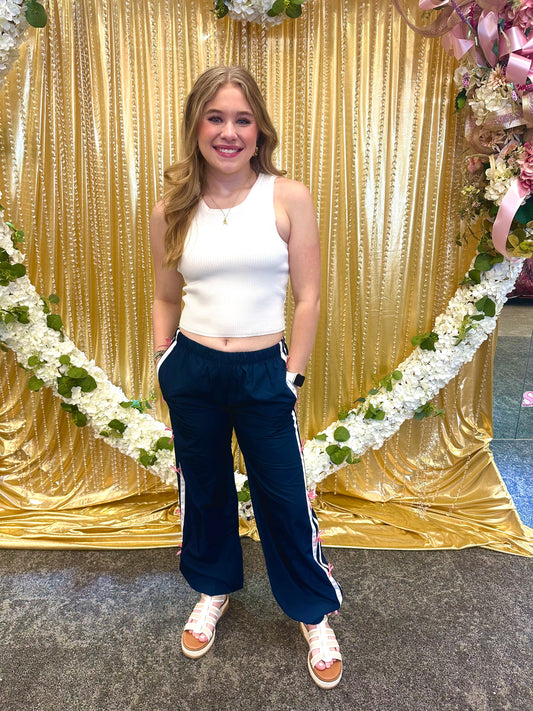 Bows To The Finish Pants