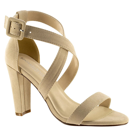 4465 colbie heels